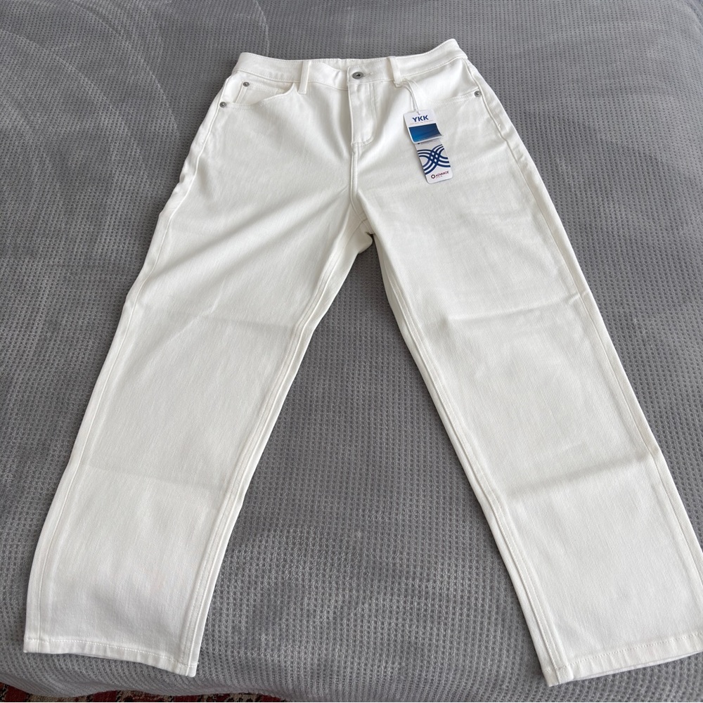2for30 NEW Women’s White Jeans M